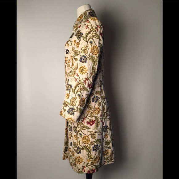 🥳🎉🎉 HOST PICK🎉🎉🥳Sara Berman Embroidered Coat - Picture 5 of 8